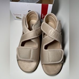 Biotime - DARRELL - Beige Unisex Stretch Sandals